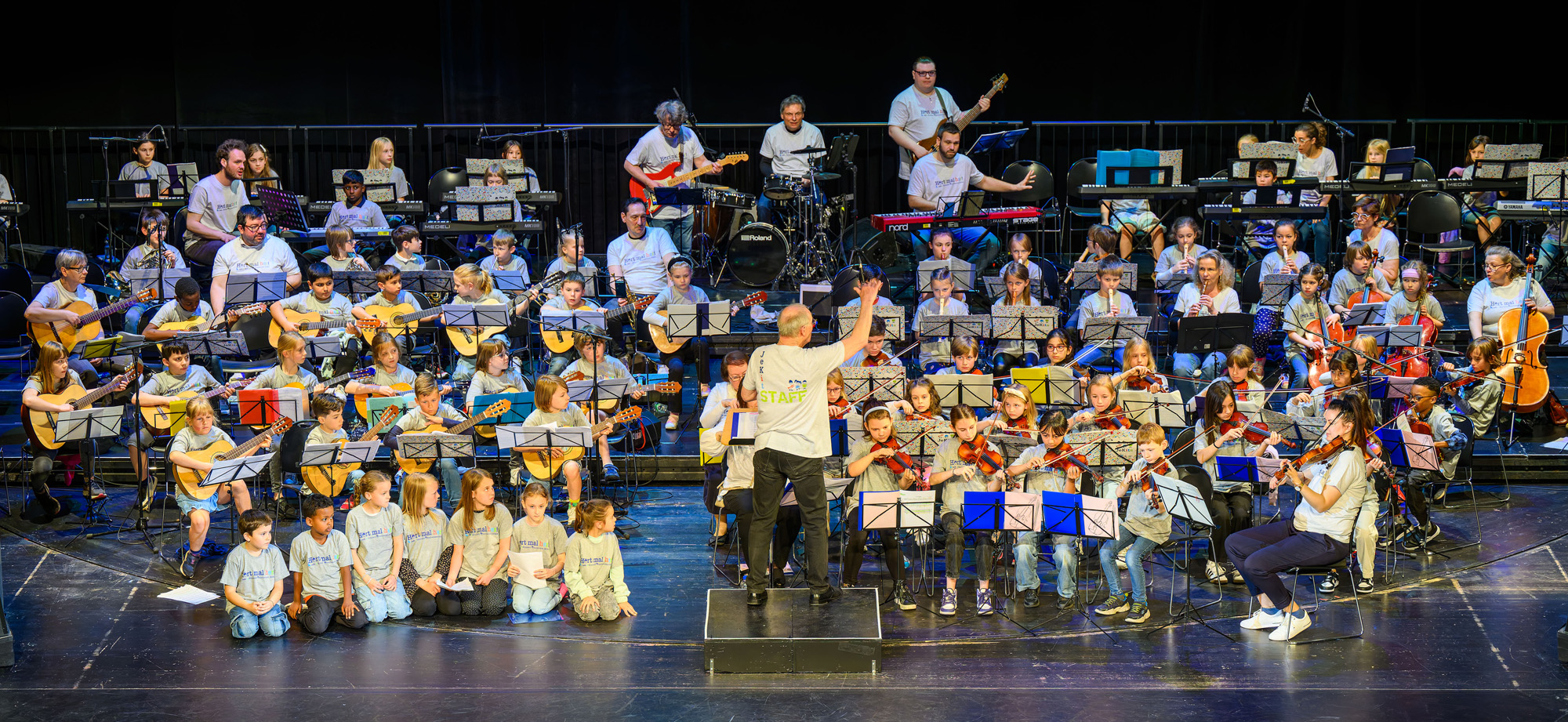 Hunderte Kinder musizieren im Theater Oberhausen